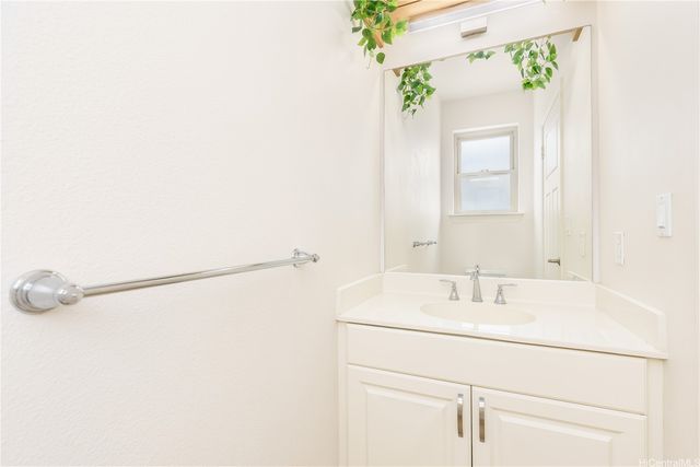 92-537 Oawa Street, Kapolei, HI 96707