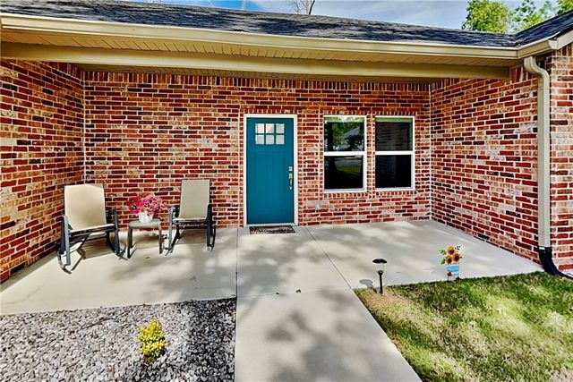 25 Kirkcudbright Lane, Bella Vista, AR 72715