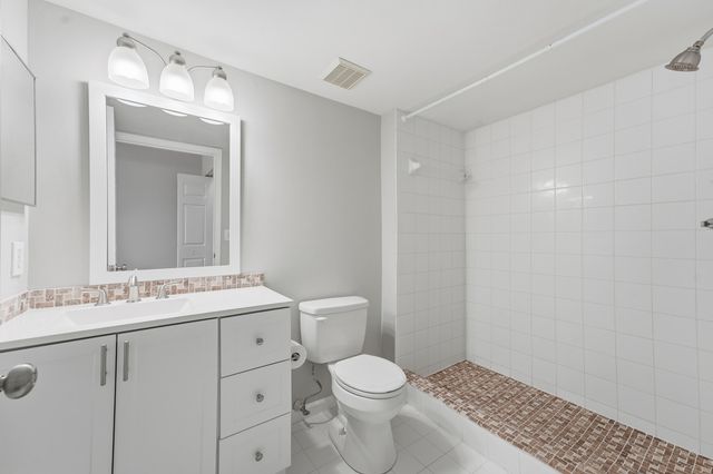 3790 NW Mediterranean Lane 303, Jensen Beach, FL 34957