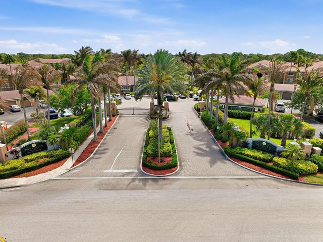 3790 NW Mediterranean Lane 303, Jensen Beach, FL 34957