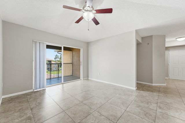 3790 NW Mediterranean Lane 303, Jensen Beach, FL 34957