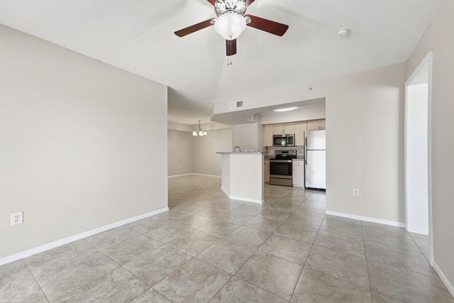 3790 NW Mediterranean Lane 303, Jensen Beach, FL 34957