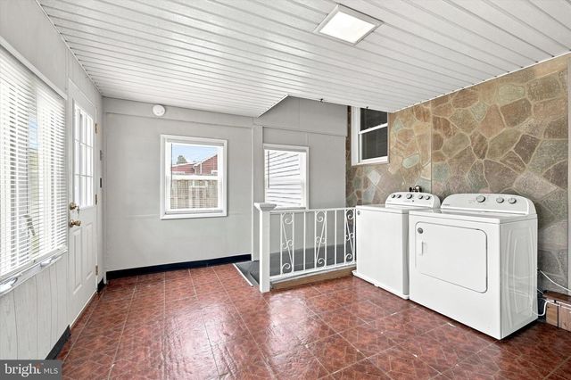 319 CLEAR SPRING RD, Lansdale, PA 19446
