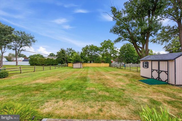319 CLEAR SPRING RD, Lansdale, PA 19446