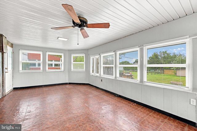 319 CLEAR SPRING RD, Lansdale, PA 19446