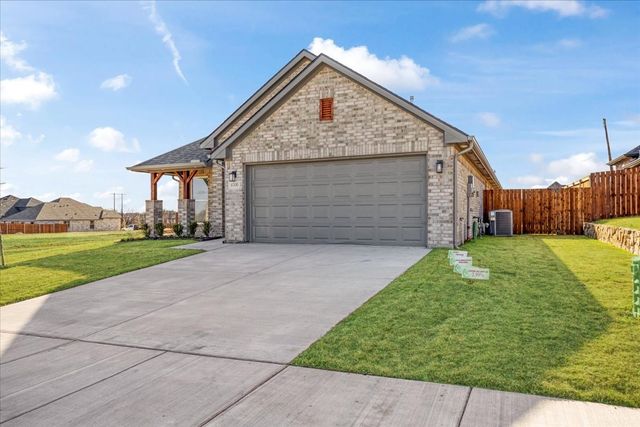 4300 Hummingbird Drive, Sherman, TX 75092