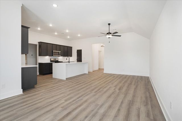 4300 Hummingbird Drive, Sherman, TX 75092