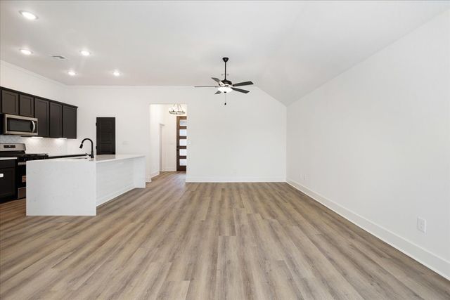 4300 Hummingbird Drive, Sherman, TX 75092