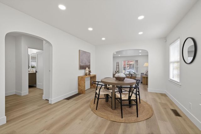 2172 36th St, Sacramento, CA 95817