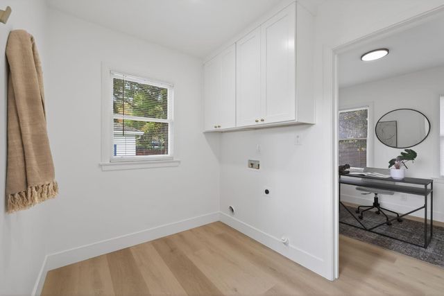 2172 36th St, Sacramento, CA 95817