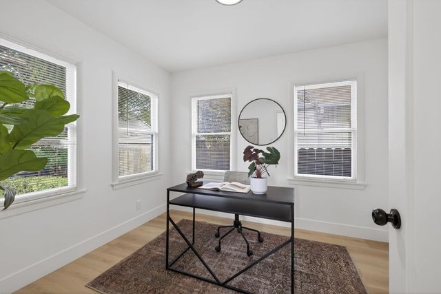 2172 36th St, Sacramento, CA 95817