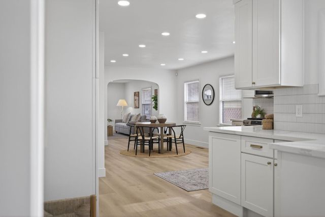 2172 36th St, Sacramento, CA 95817