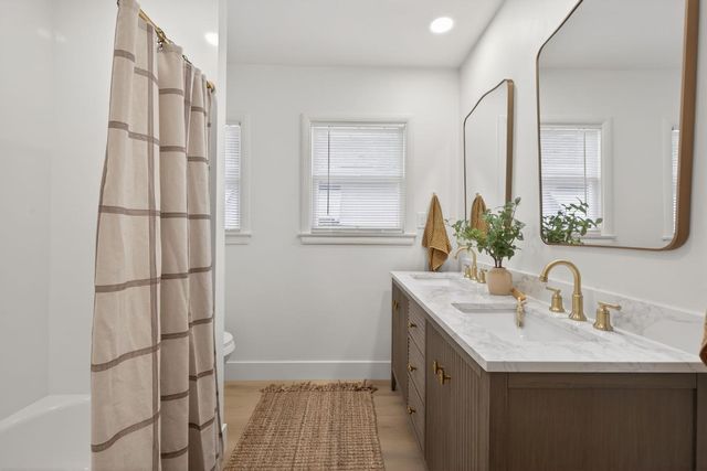 2172 36th St, Sacramento, CA 95817