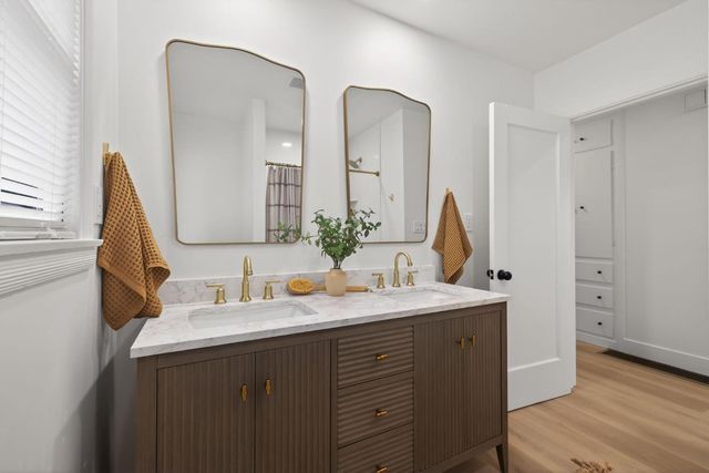 2172 36th St, Sacramento, CA 95817