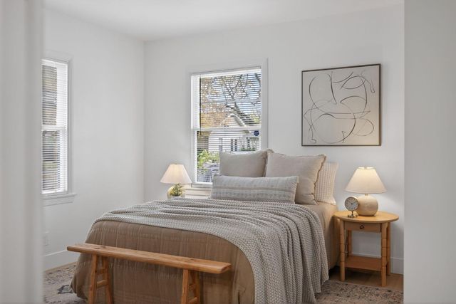 2172 36th St, Sacramento, CA 95817