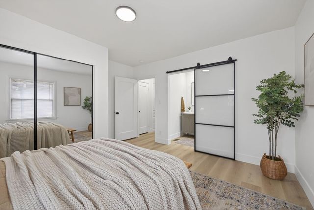 2172 36th St, Sacramento, CA 95817