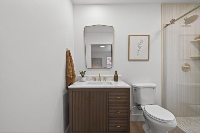 2172 36th St, Sacramento, CA 95817