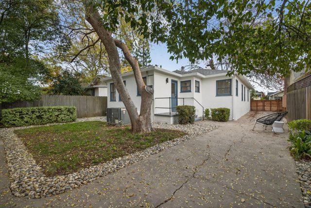 2172 36th St, Sacramento, CA 95817