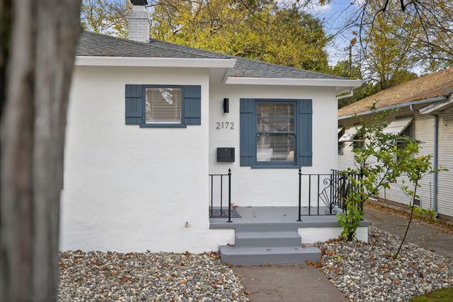 2172 36th St, Sacramento, CA 95817