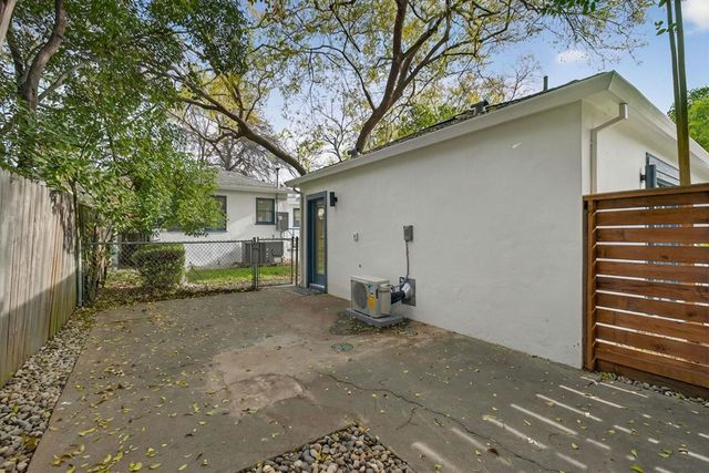 2172 36th St, Sacramento, CA 95817