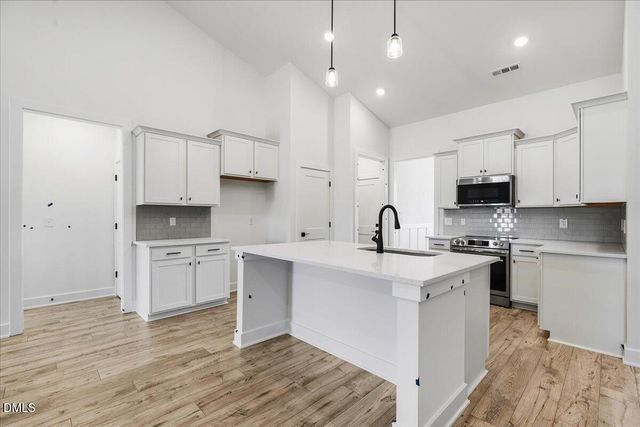 108 Brighton Street, La Grange, NC 28551