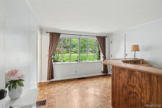 7361 Honeysuckle Road, West Bloomfield, MI 48324