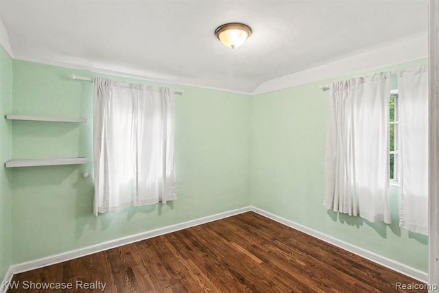 7361 Honeysuckle Road, West Bloomfield, MI 48324
