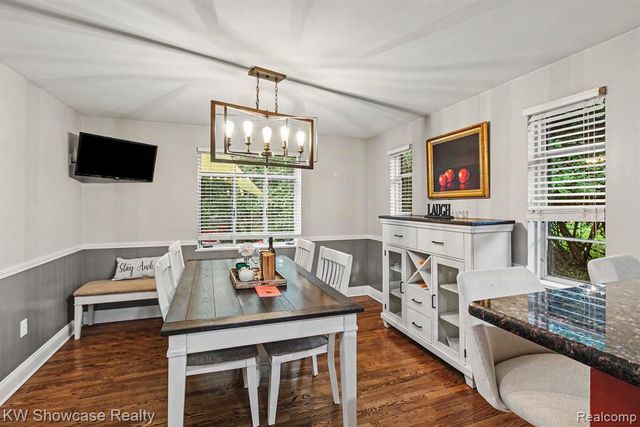 7361 Honeysuckle Road, West Bloomfield, MI 48324