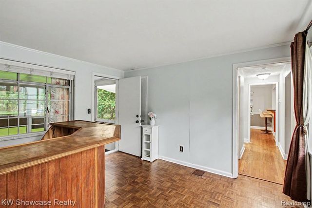 7361 Honeysuckle Road, West Bloomfield, MI 48324