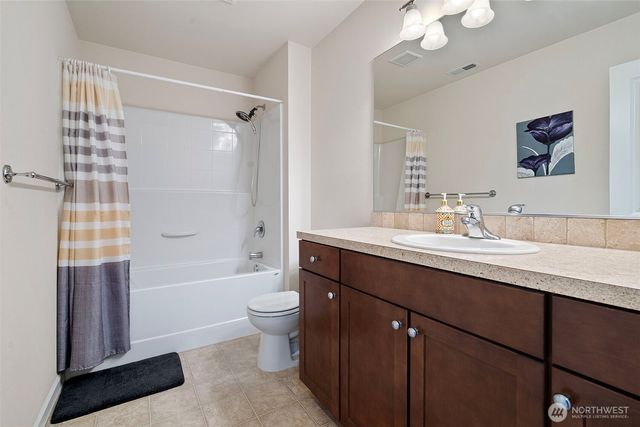7916 155th Street Ct E, Puyallup, WA 98375