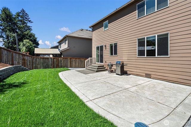 7916 155th Street Ct E, Puyallup, WA 98375