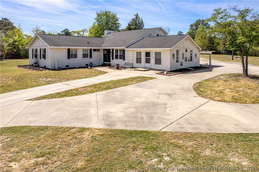 3402 Seven Mountain Drive, Fayetteville, NC 28306 — exterior