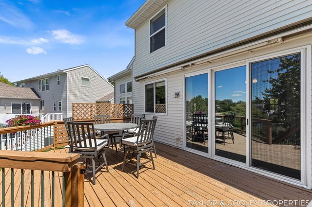 5616 Highbury Drive SE, Ada, MI 49301