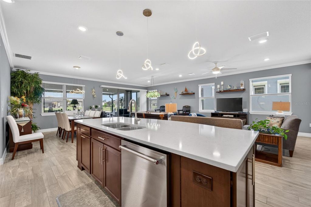 Image 11 of property listing at 4729 BALLAST CREST COVE, Land O Lakes, FL 34638