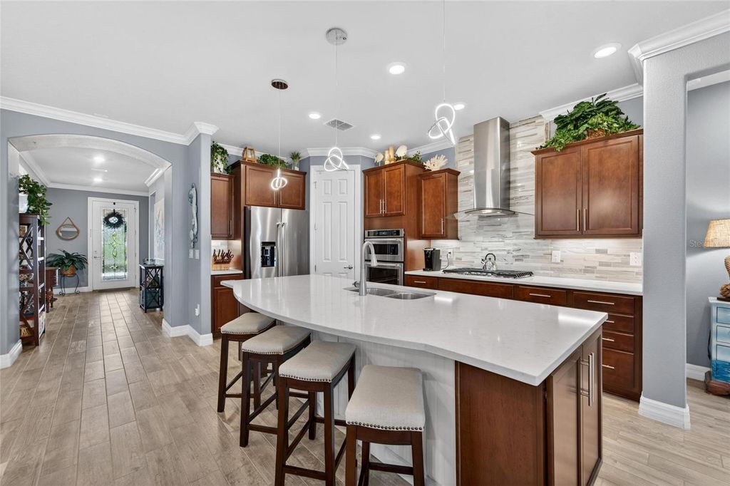 Image 6 of property listing at 4729 BALLAST CREST COVE, Land O Lakes, FL 34638