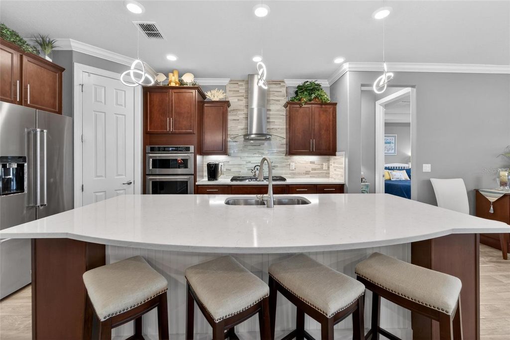 Image 10 of property listing at 4729 BALLAST CREST COVE, Land O Lakes, FL 34638