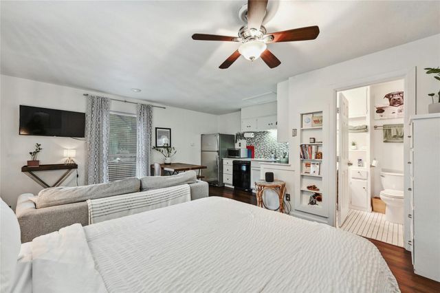 1103 Kenwood Ave B, Austin, TX 78704