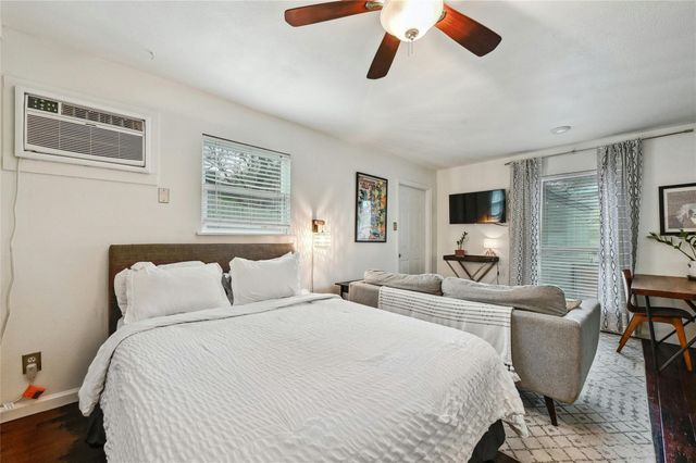 1103 Kenwood Ave B, Austin, TX 78704