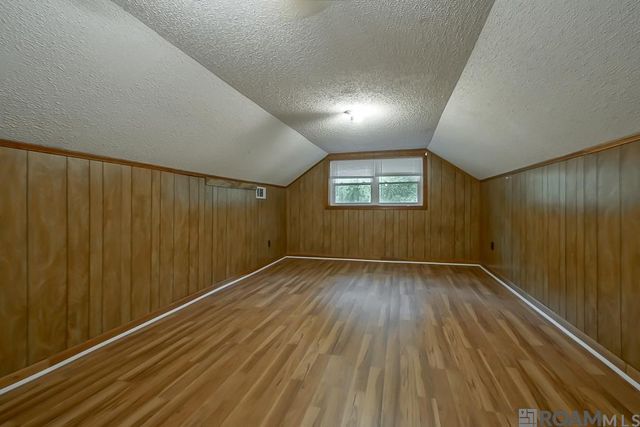 11637 Pine St, Walker, LA 70785