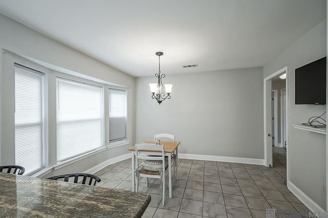 11637 Pine St, Walker, LA 70785