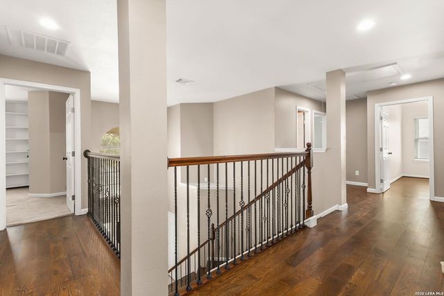 2854 Lakehills, San Antonio, TX 78251