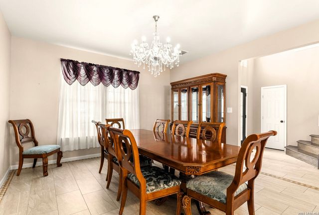 2854 Lakehills, San Antonio, TX 78251