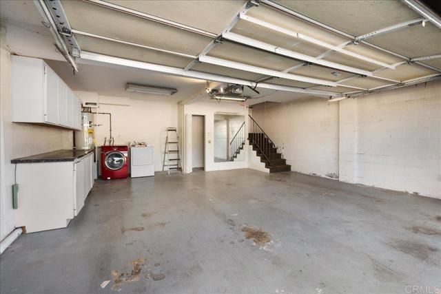 730 Silver Dr, Vista, CA 92083