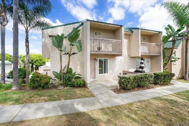 730 Silver Dr, Vista, CA 92083