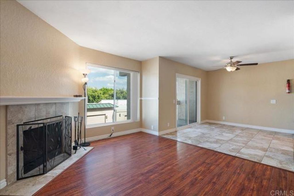 730 Silver Dr, Vista, CA 92083