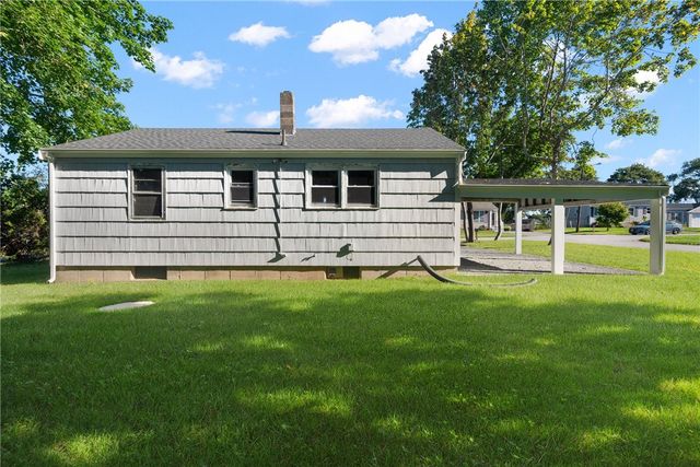 64 Martens Road, Portsmouth, RI 02871