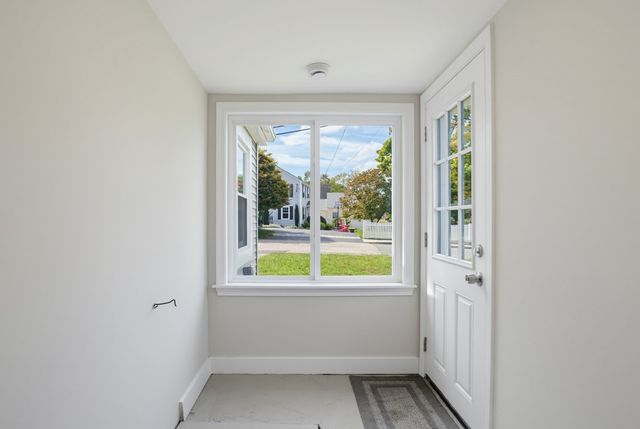 926 East St, Dedham, MA 02026
