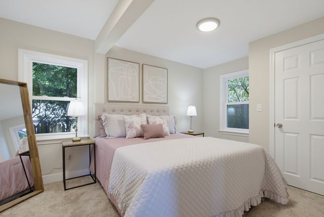 926 East St, Dedham, MA 02026