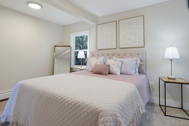 926 East St, Dedham, MA 02026
