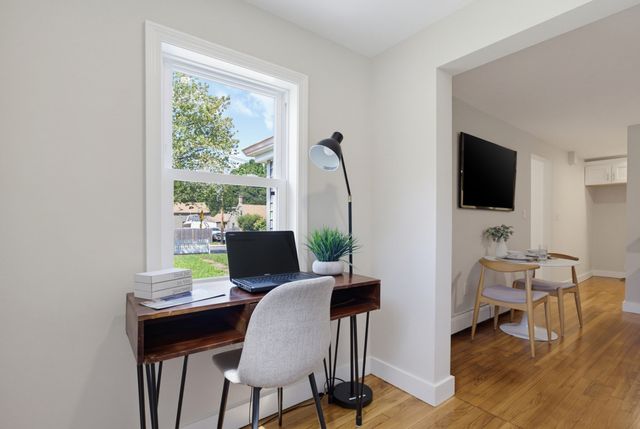 926 East St, Dedham, MA 02026